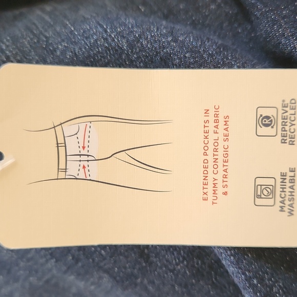 St. John's bay Bermuda shorts nwt - Picture 4 of 4